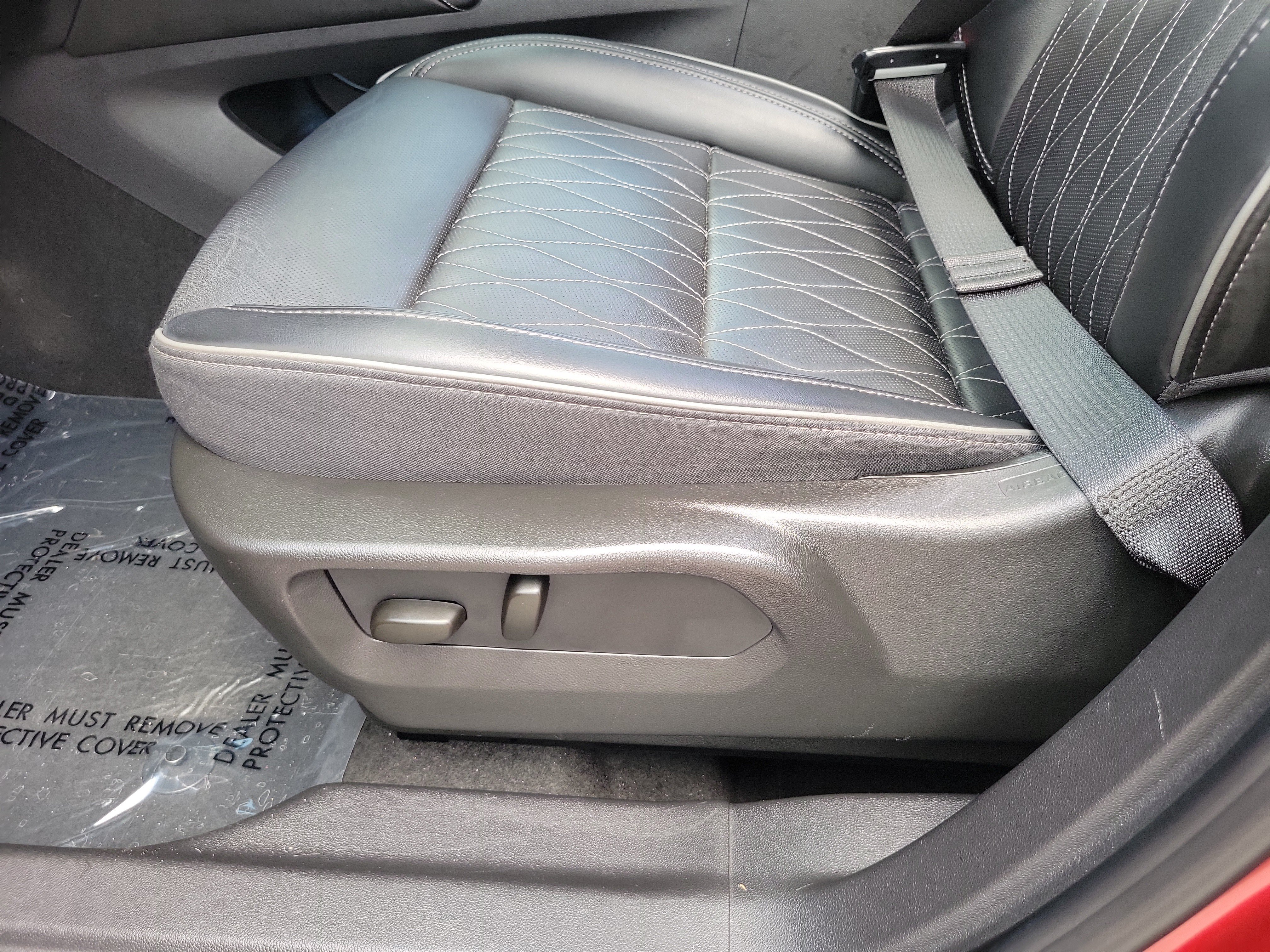 Used 2023 Buick Envision Avenir FWD image 14