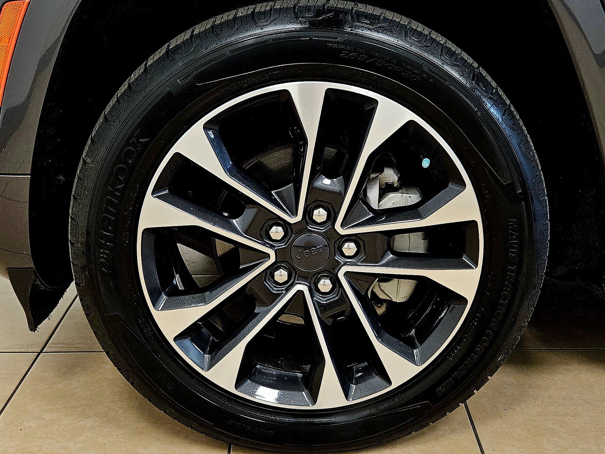 Used 2022 Jeep Grand Cherokee Overland w/ Luxury Tech Group IV image 33