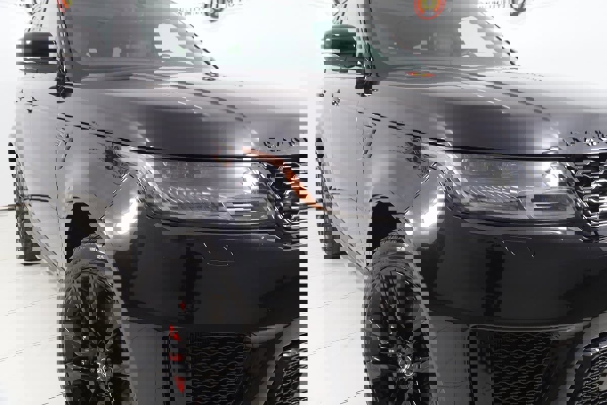 Used 2022 Land Rover Range Rover Sport HST image 18