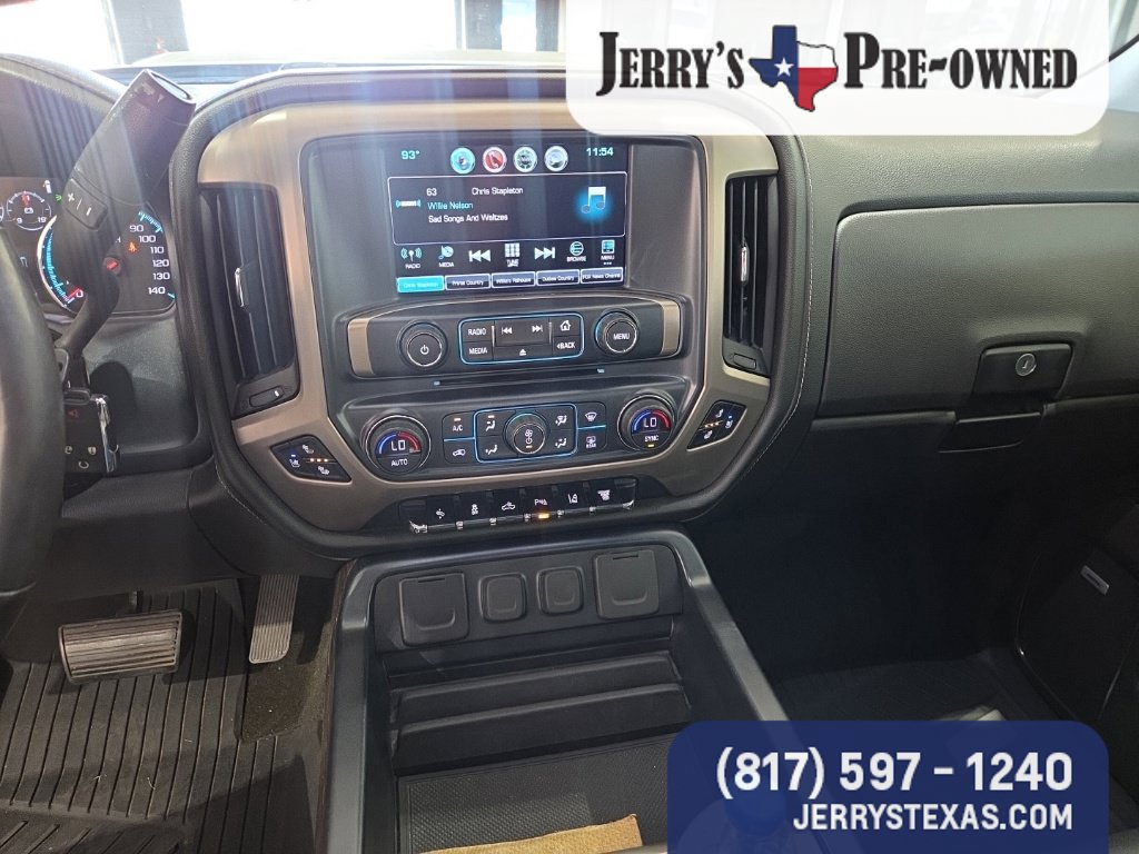Used 2018 GMC Sierra 2500 Denali w/ Duramax Plus Package AWD/4WD image 10