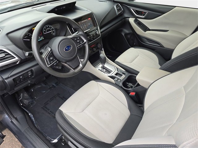 Used 2023 Subaru Forester Base image 18