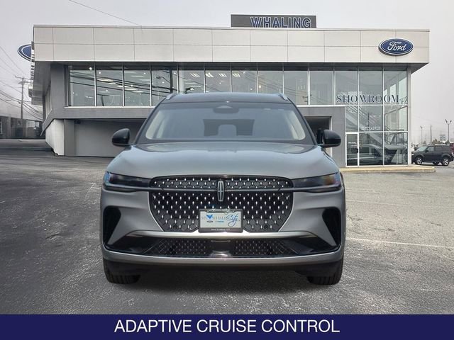Used 2024 Lincoln Nautilus Reserve AWD/4WD image 2