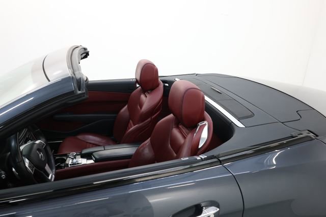 Used 2013 Mercedes-Benz SL 550 image 71