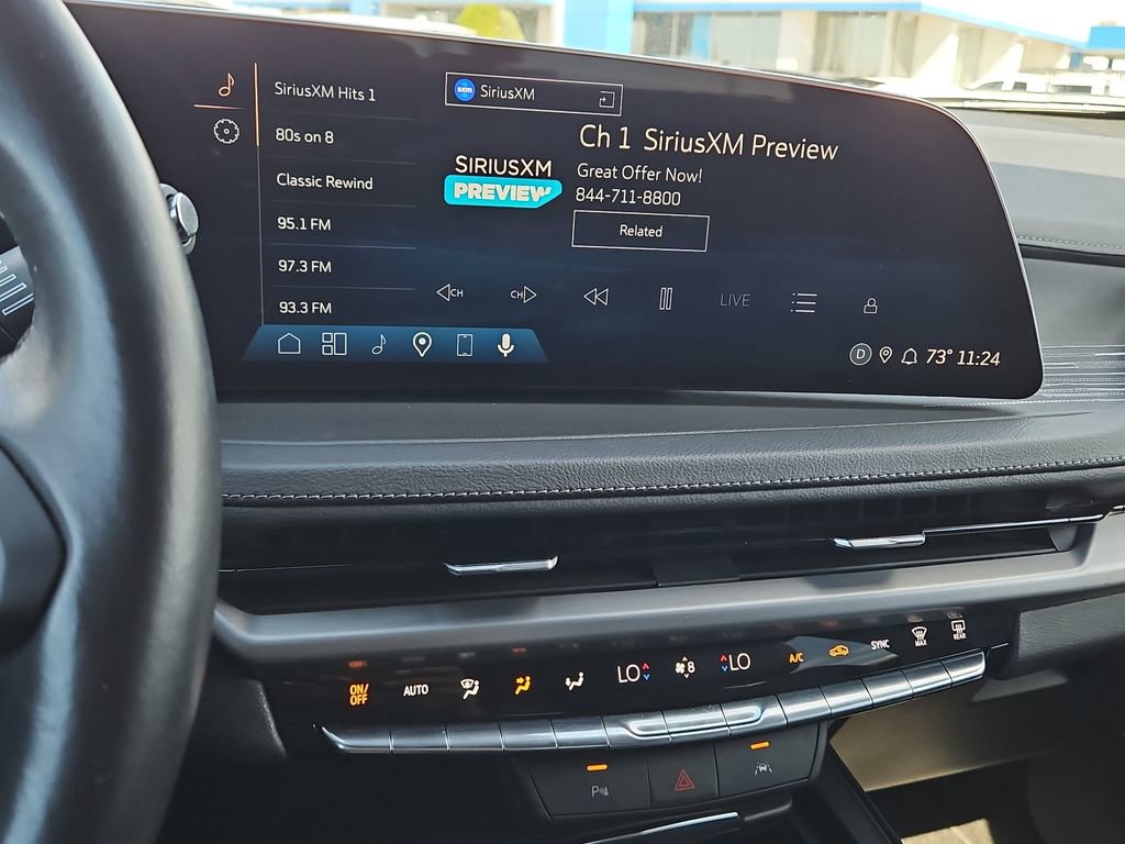 Used 2025 Cadillac XT4 Premium Luxury image 16