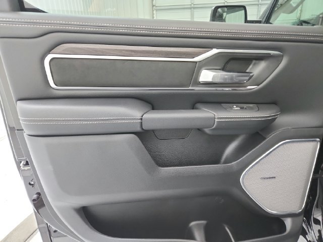 New 2026 RAM 1500 Laramie w/ Night Edition AWD/4WD image 44