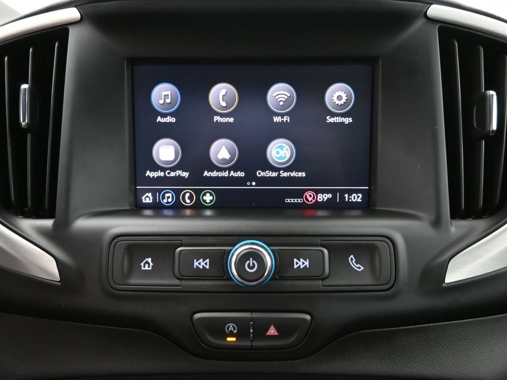 Used 2024 GMC Terrain SLE image 4