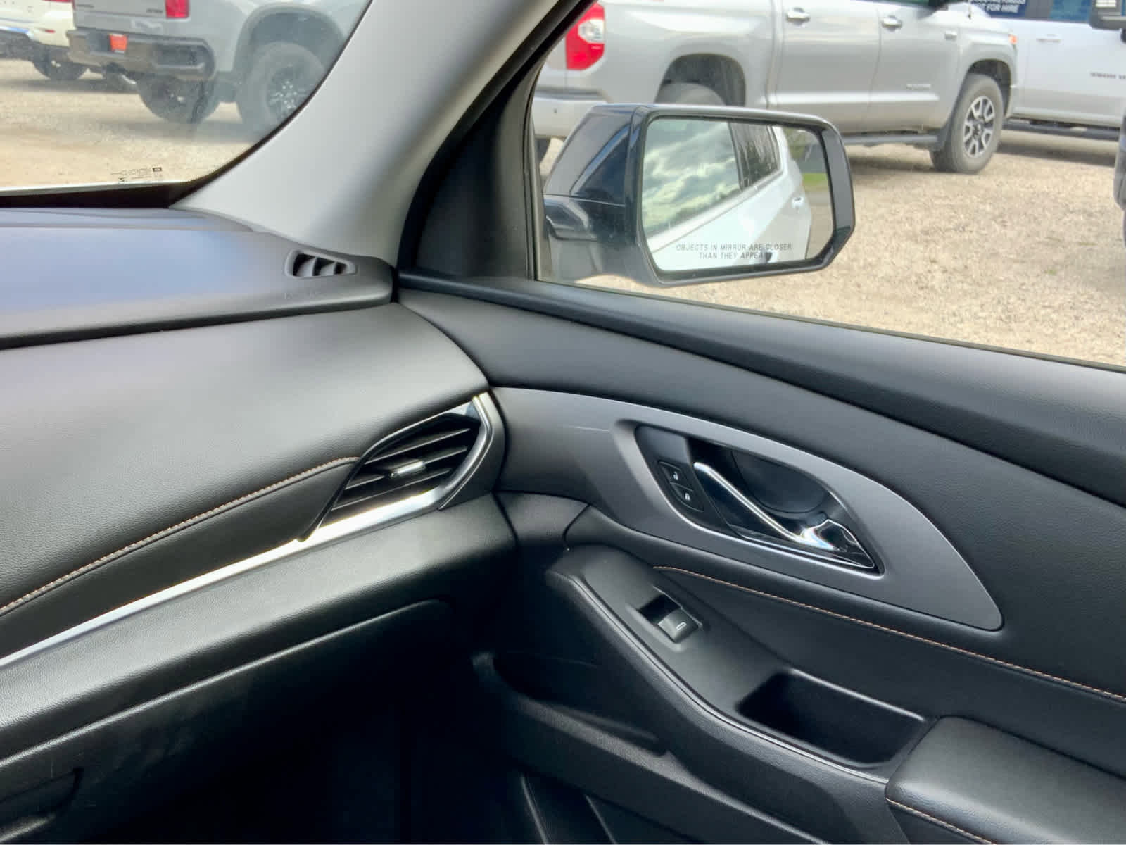 Used 2019 Chevrolet Traverse LS w/ LPO, Blackout Package AWD/4WD image 33