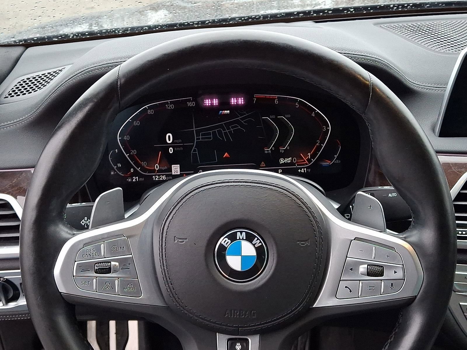 Used 2022 BMW 750i xDrive w/ M Sport Package image 21