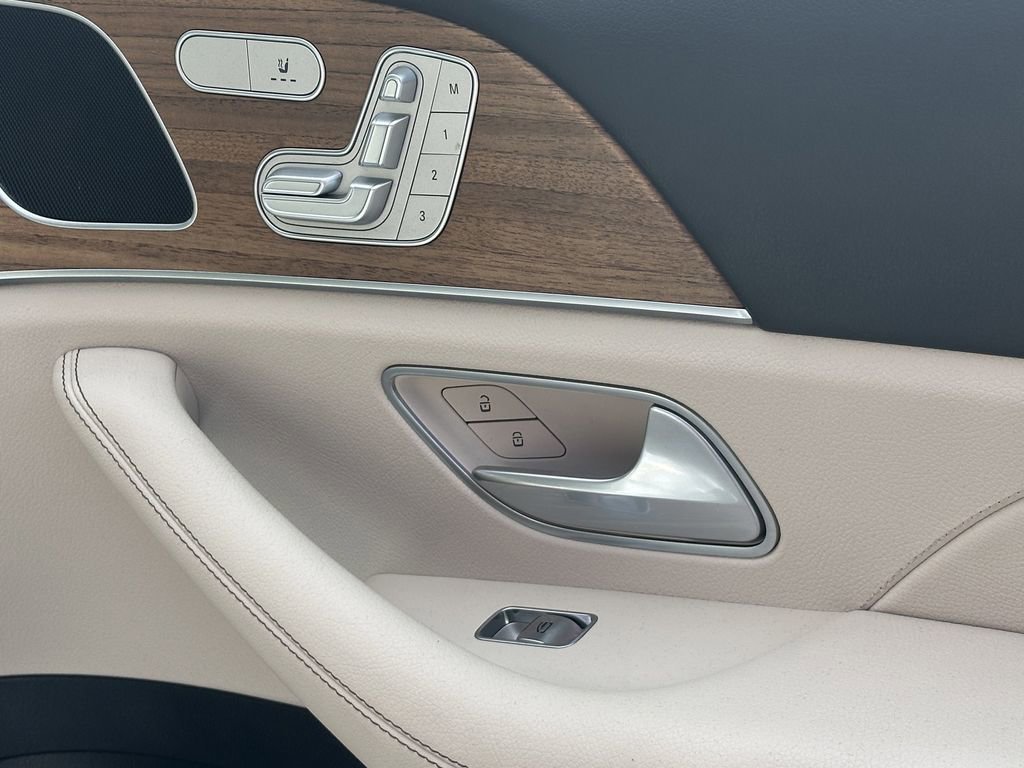 Certified 2025 Mercedes-Benz GLE 350 4MATIC image 17