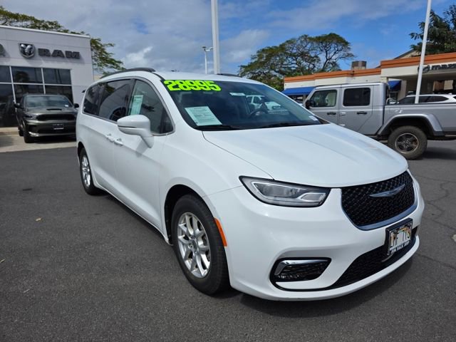 Used 2022 Chrysler Pacifica Touring-L