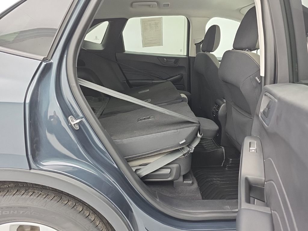 Used 2022 Ford Escape SE w/ Convenience Package image 38