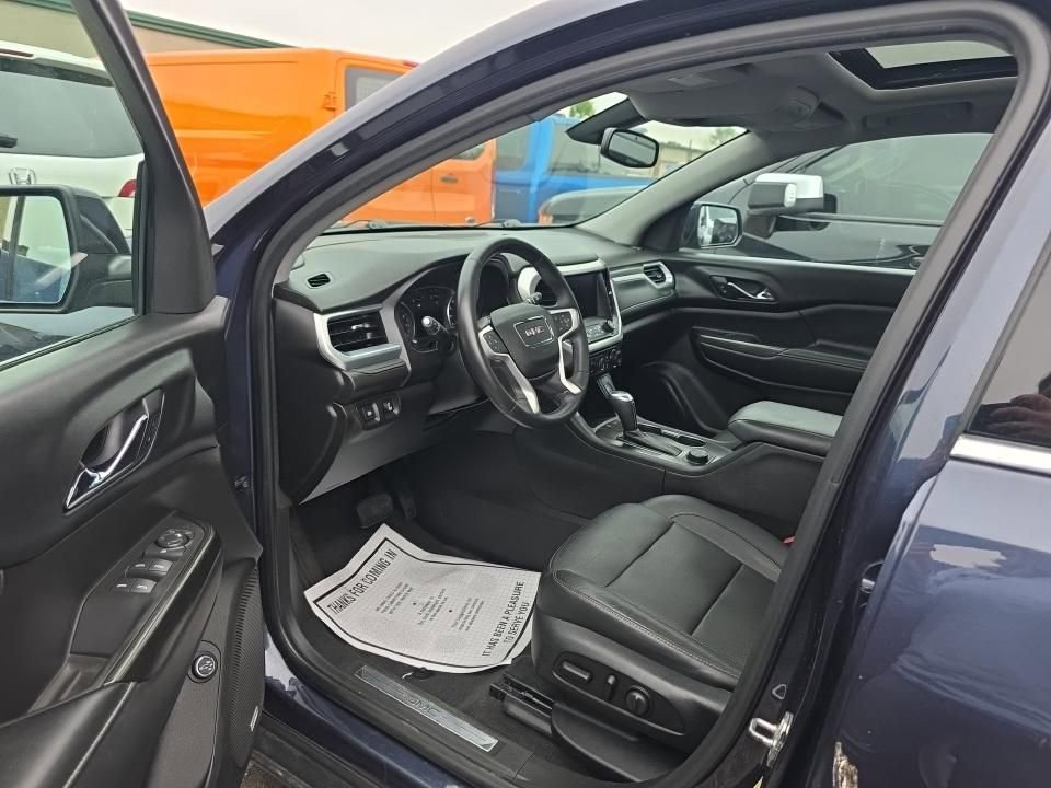 Used 2018 GMC Acadia SLT AWD/4WD image 2