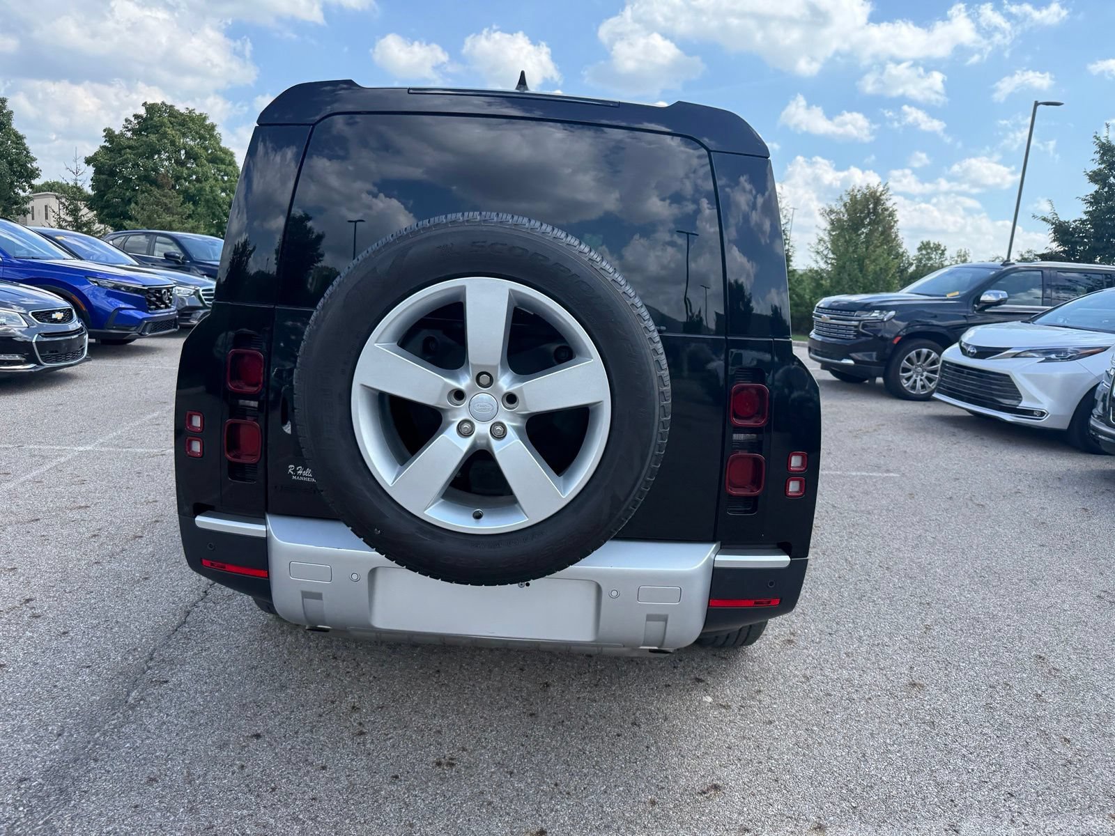 Used 2024 Land Rover Defender 130 S AWD/4WD image 6