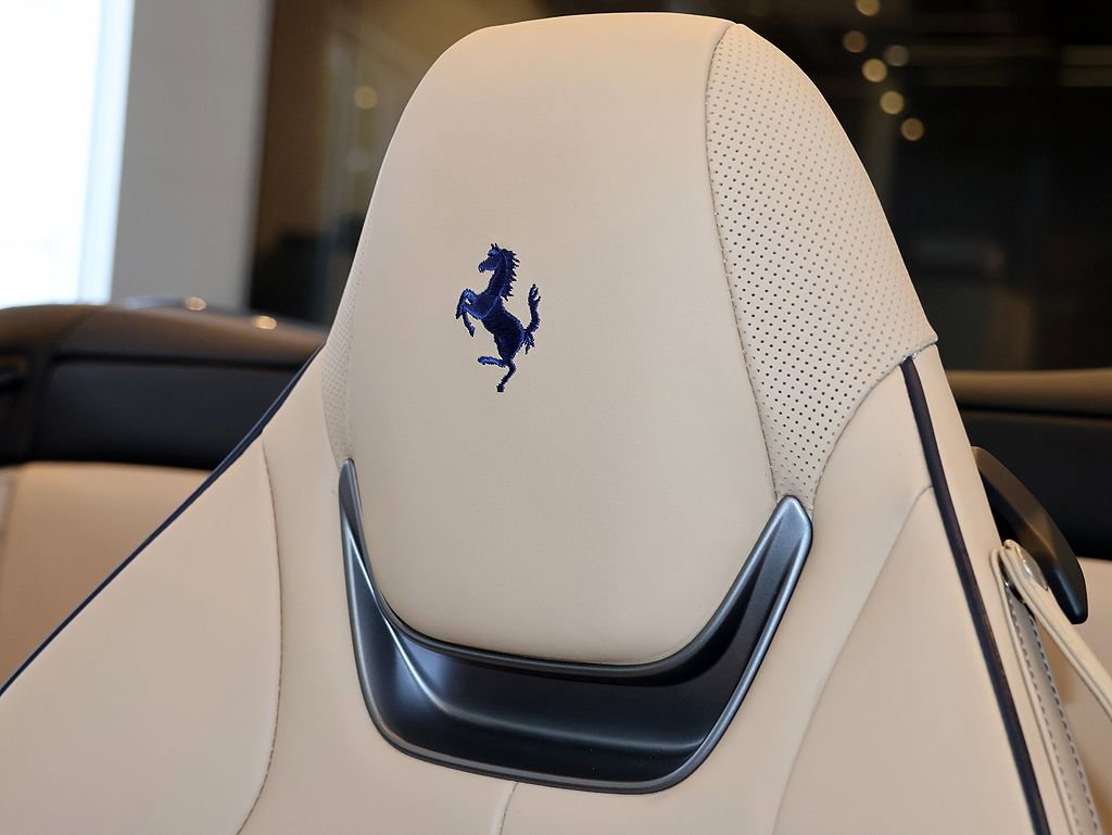 Certified 2020 Ferrari Portofino RWD image 27