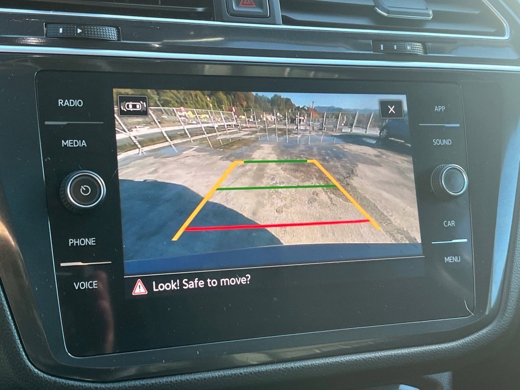 Used 2024 Volkswagen Tiguan SE R-Line image 11