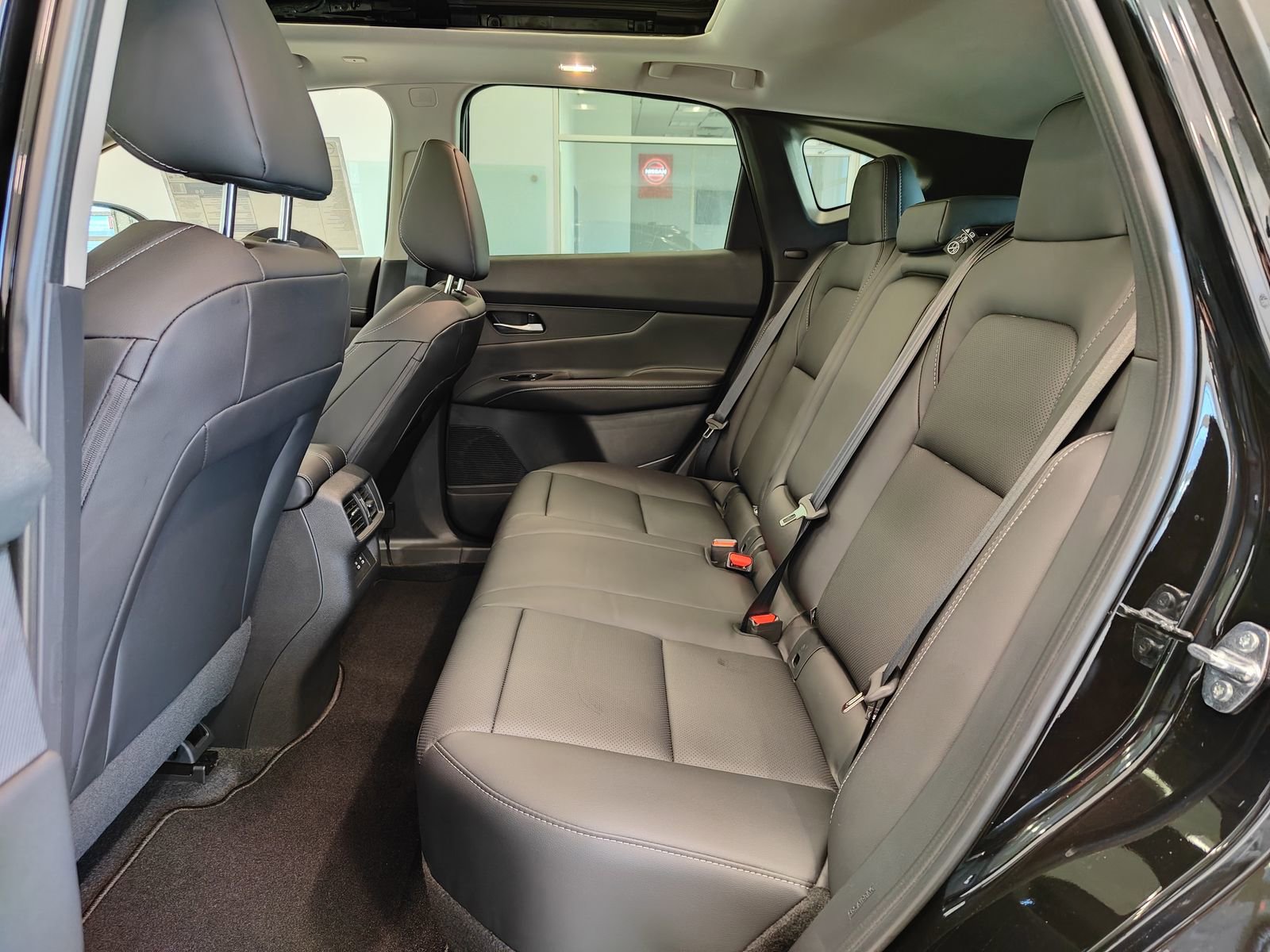 New 2026 Nissan Murano SL image 12