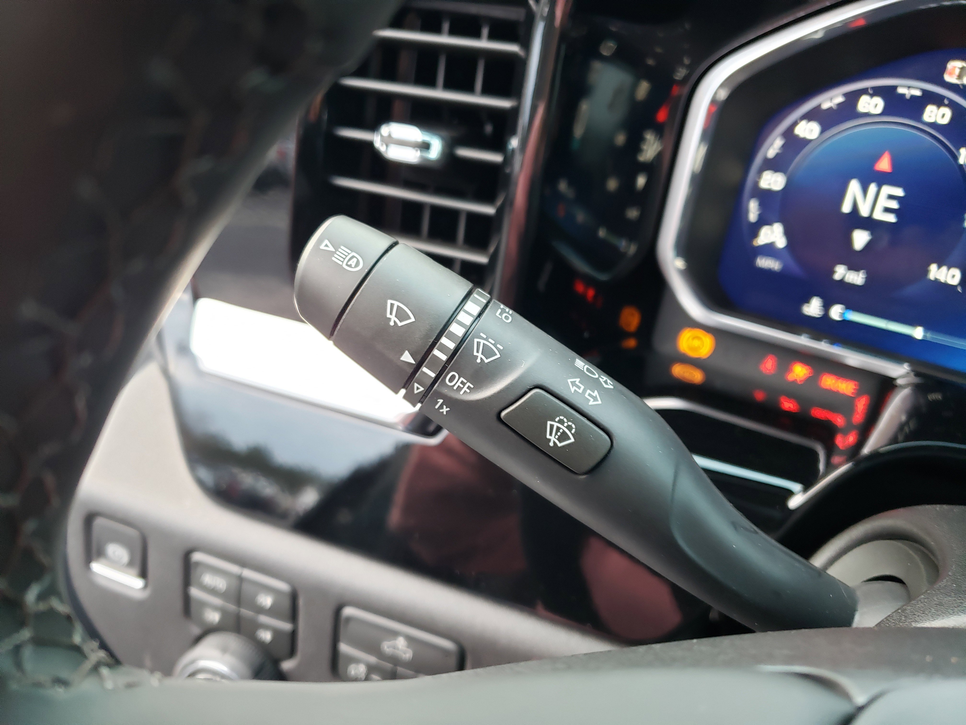 New 2026 Chevrolet Silverado 3500 LT image 19