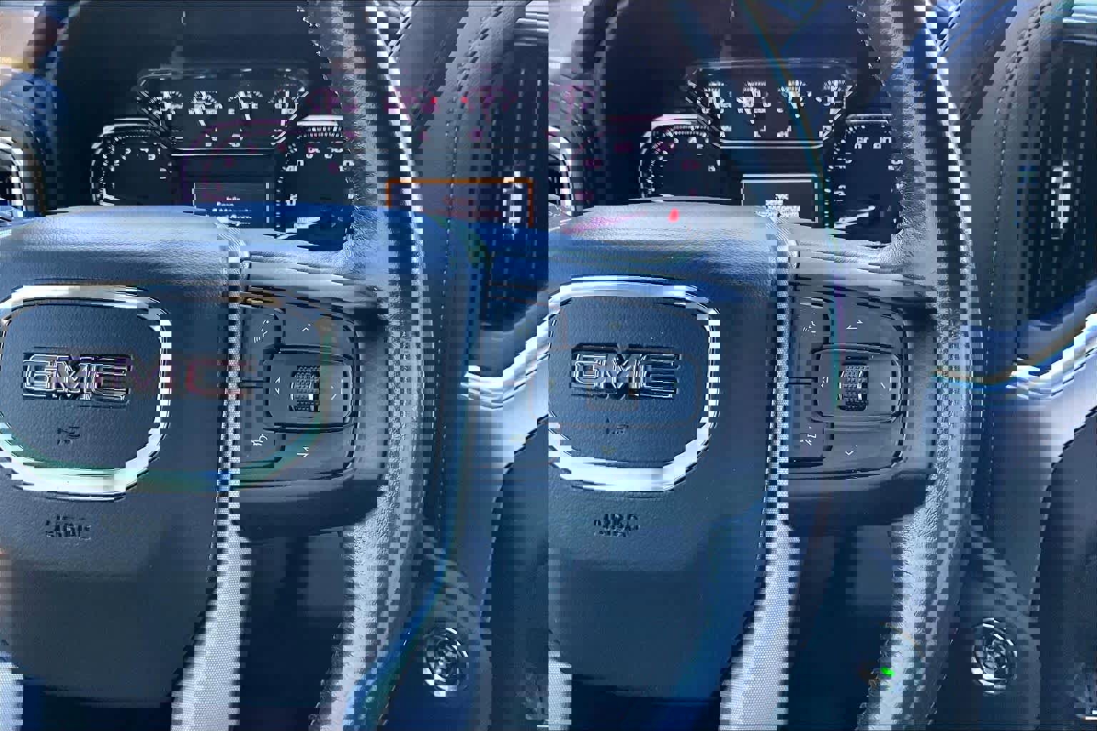 Used 2019 GMC Sierra 1500 SLT w/ SLT Premium Package image 24