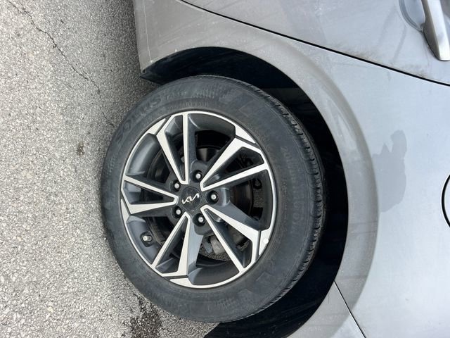 Used 2024 Kia Forte LXS w/ LXS Technology Package image 10