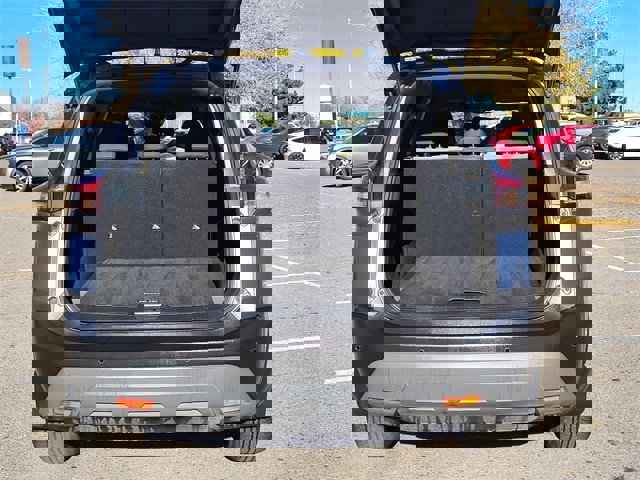 Used 2023 Nissan Rogue SV image 30