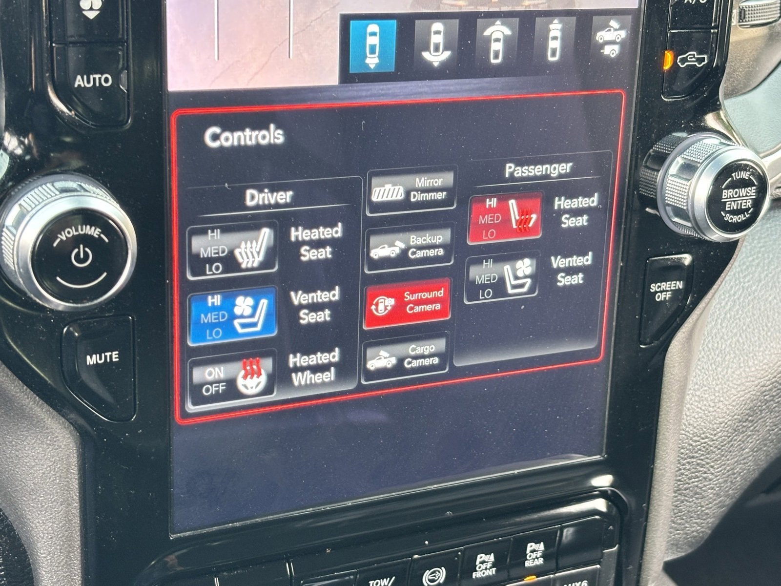 Used 2020 RAM 2500 Laramie w/ Night Edition image 22