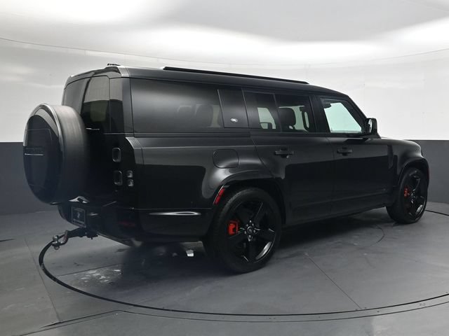 Used 2024 Land Rover Defender 130 X AWD/4WD image 4