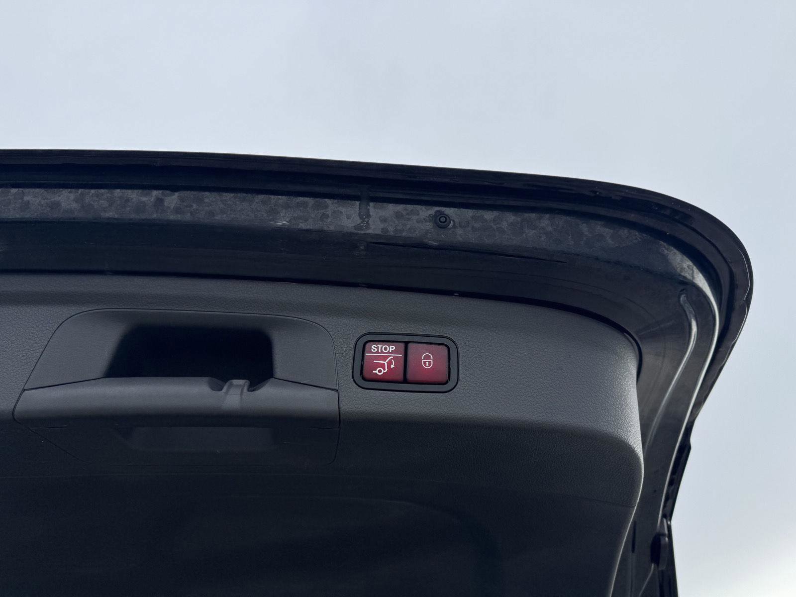 Used 2020 Mercedes-Benz GLE 350 4MATIC image 24