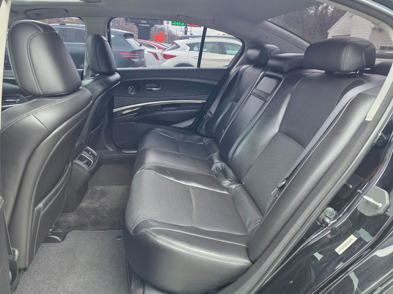 Used 2016 Acura RLX w/ Technology Package FWD image 11