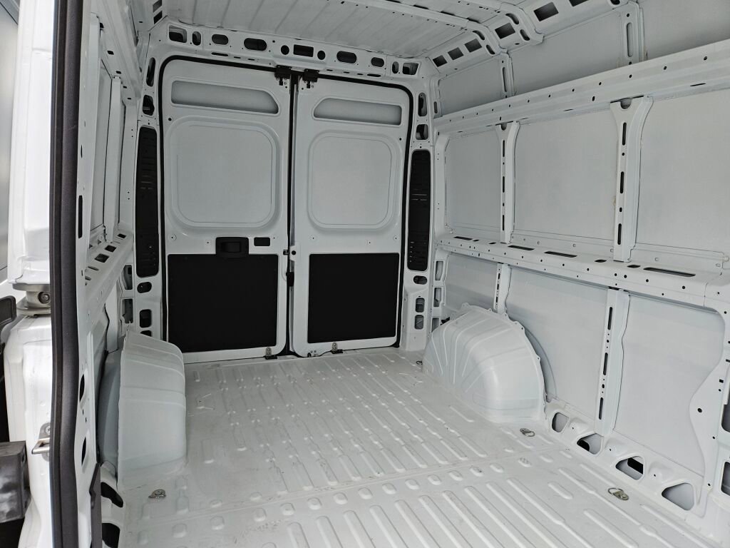 Used 2025 RAM ProMaster 2500 w/ Quick Order Package 22H SLT+ image 13
