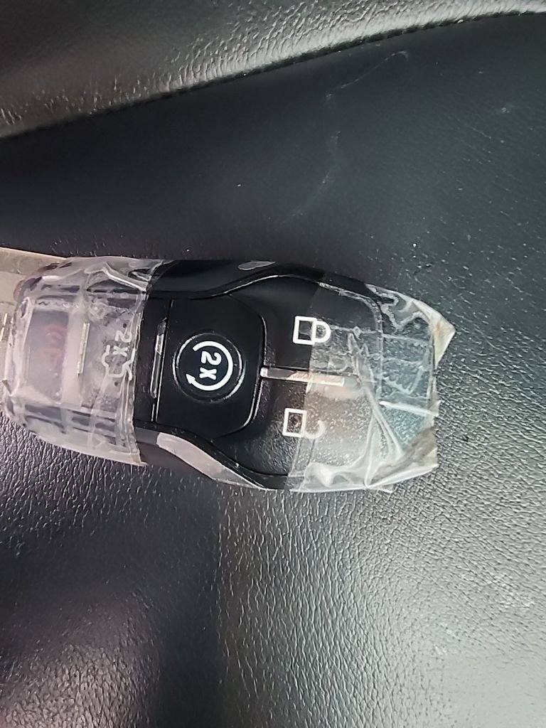 Used 2017 Ford Explorer XLT w/ Equipment Group 202A image 32