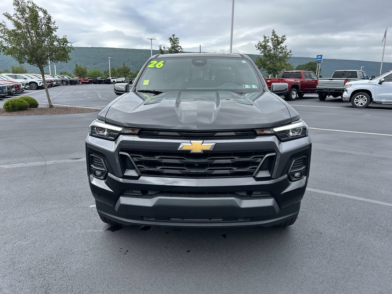 New 2026 Chevrolet Colorado LT w/ LT Convenience Package AWD/4WD image 2