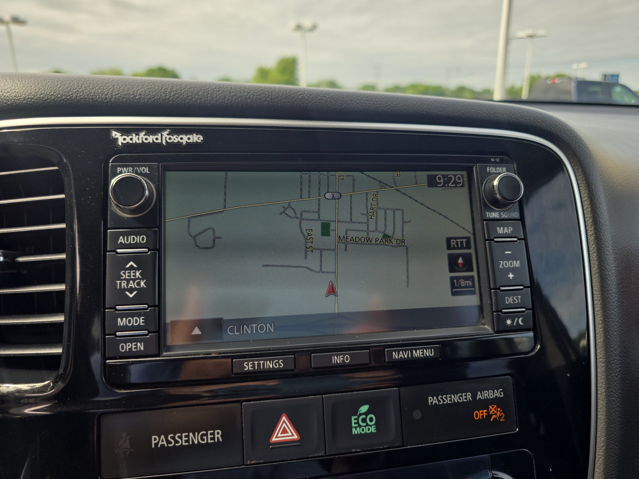 Used 2015 Mitsubishi Outlander GT AWD/4WD image 13