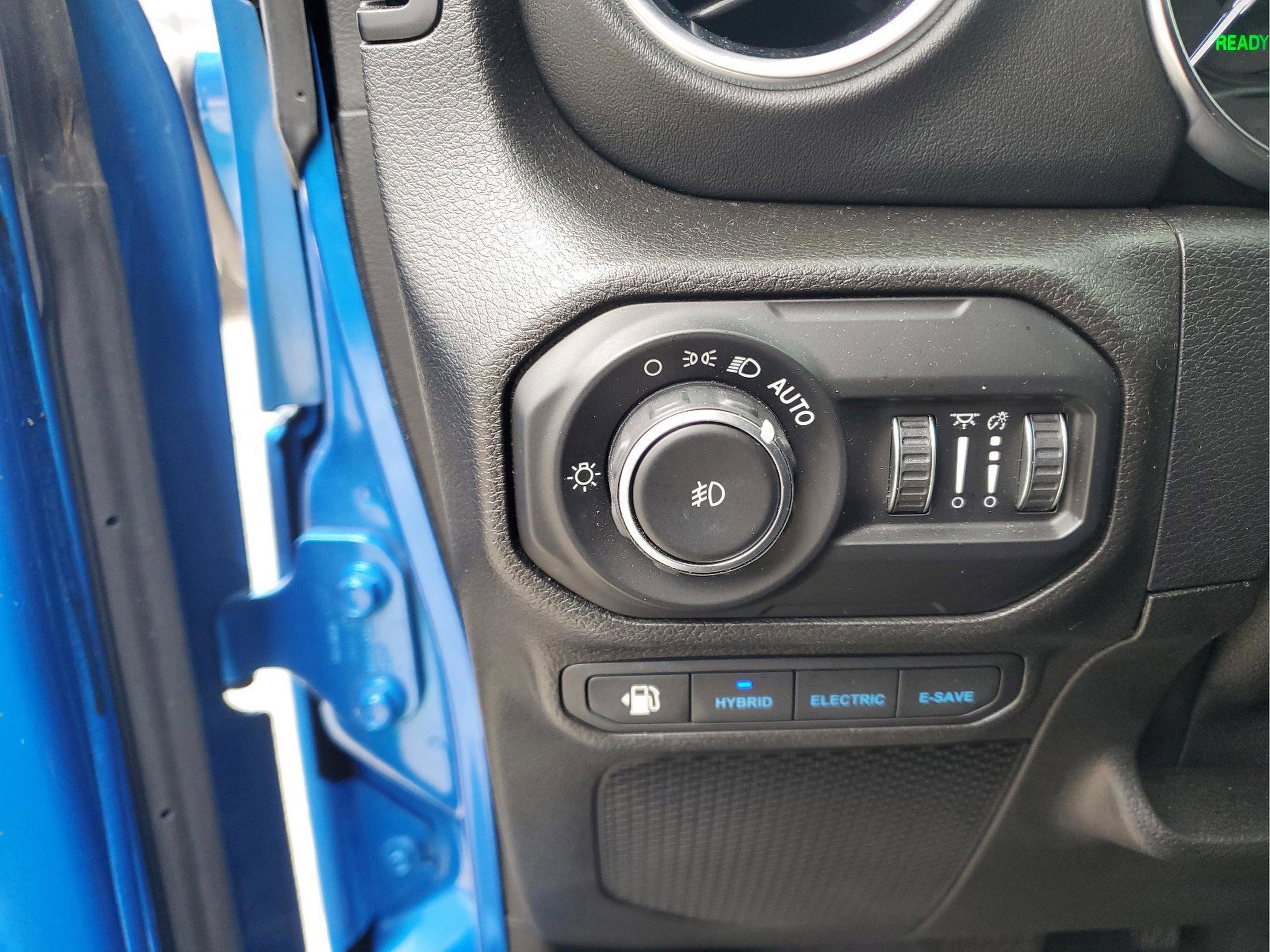 Certified 2021 Jeep Wrangler Unlimited Sahara image 9