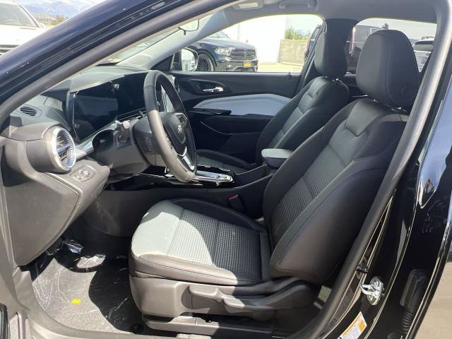 New 2026 Chevrolet Trax LT w/ LT Convenience Package FWD image 18