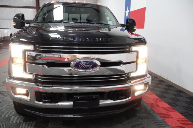 Used 2017 Ford F250 Lariat w/ Tow Technology Bundle AWD/4WD image 23