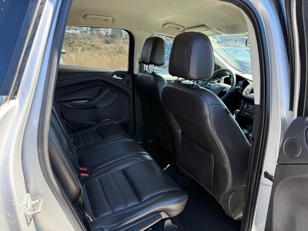 Used 2017 Ford Escape Titanium image 20