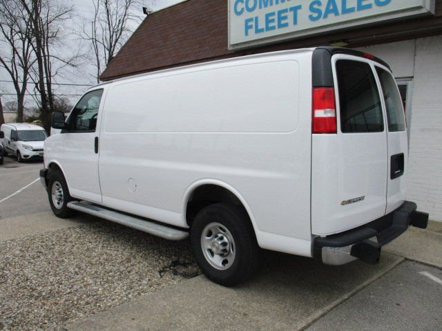 Used 2024 Chevrolet Express 2500 w/ Driver Convenience Package image 9