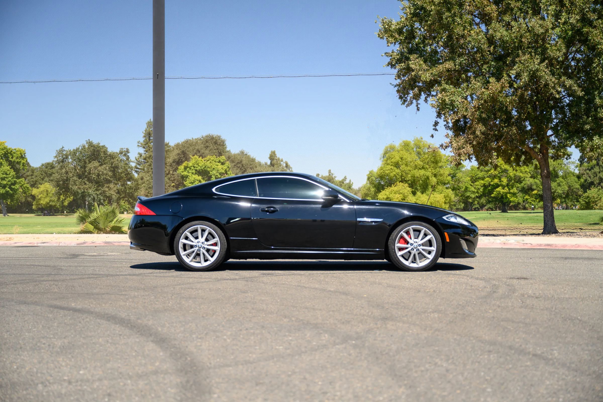 Used 2012 Jaguar XKR R RWD image 4