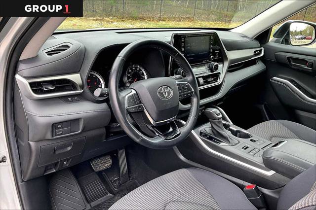 Certified 2021 Toyota Highlander LE AWD/4WD image 18