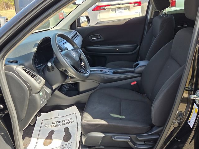 Used 2017 Honda HR-V LX image 5