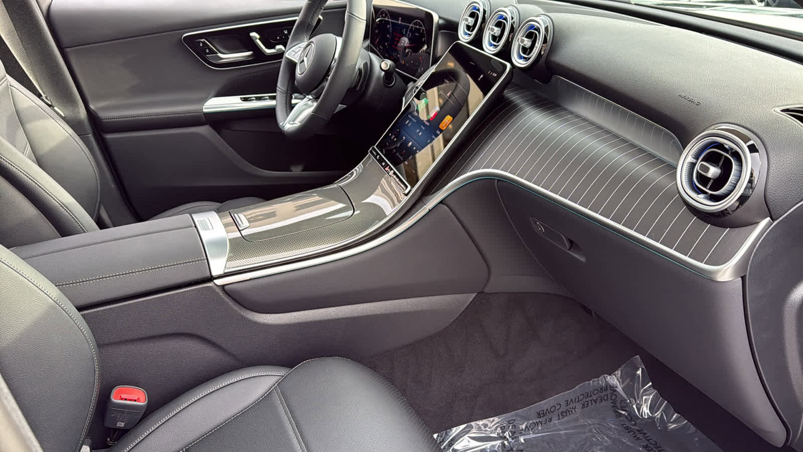 New 2026 Mercedes-Benz GLC 300 4MATIC image 37