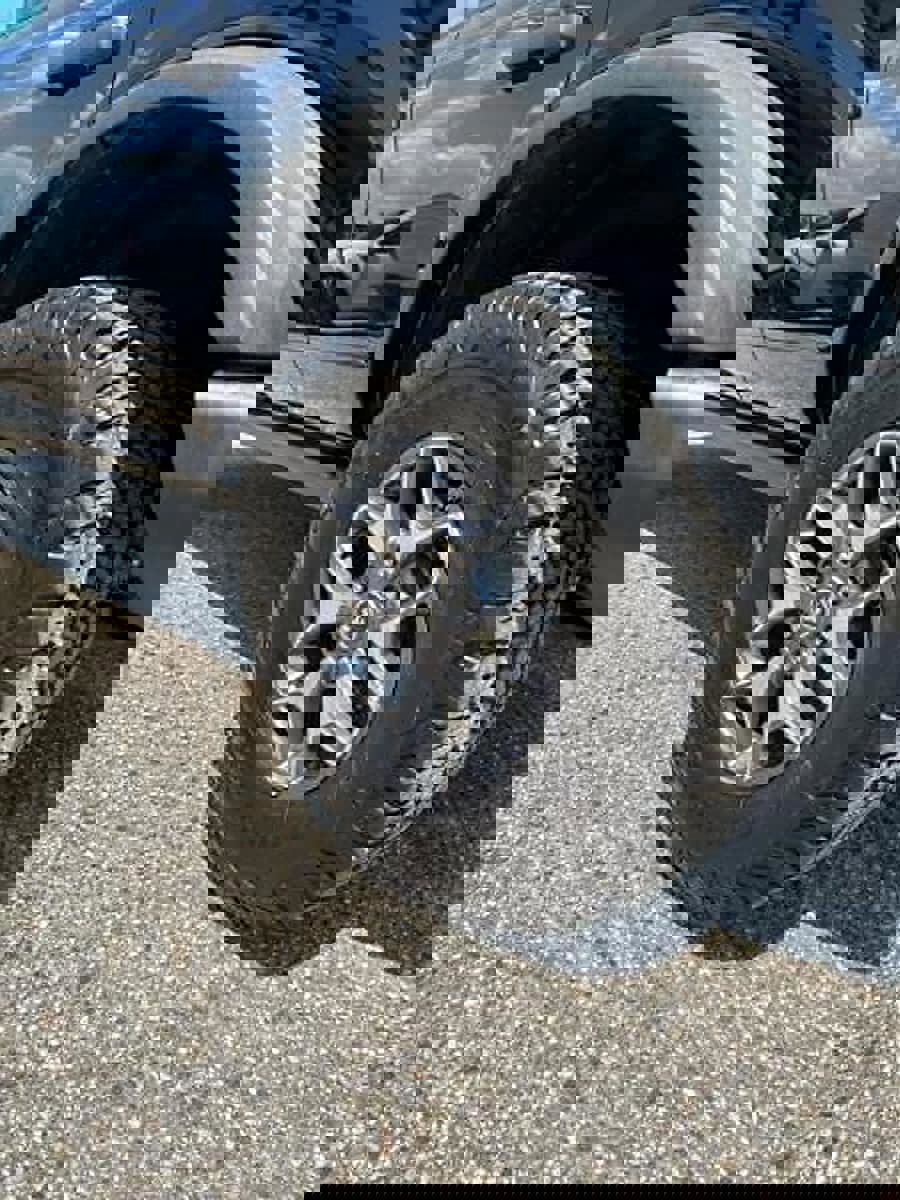 New 2025 Ford Bronco Badlands image 8