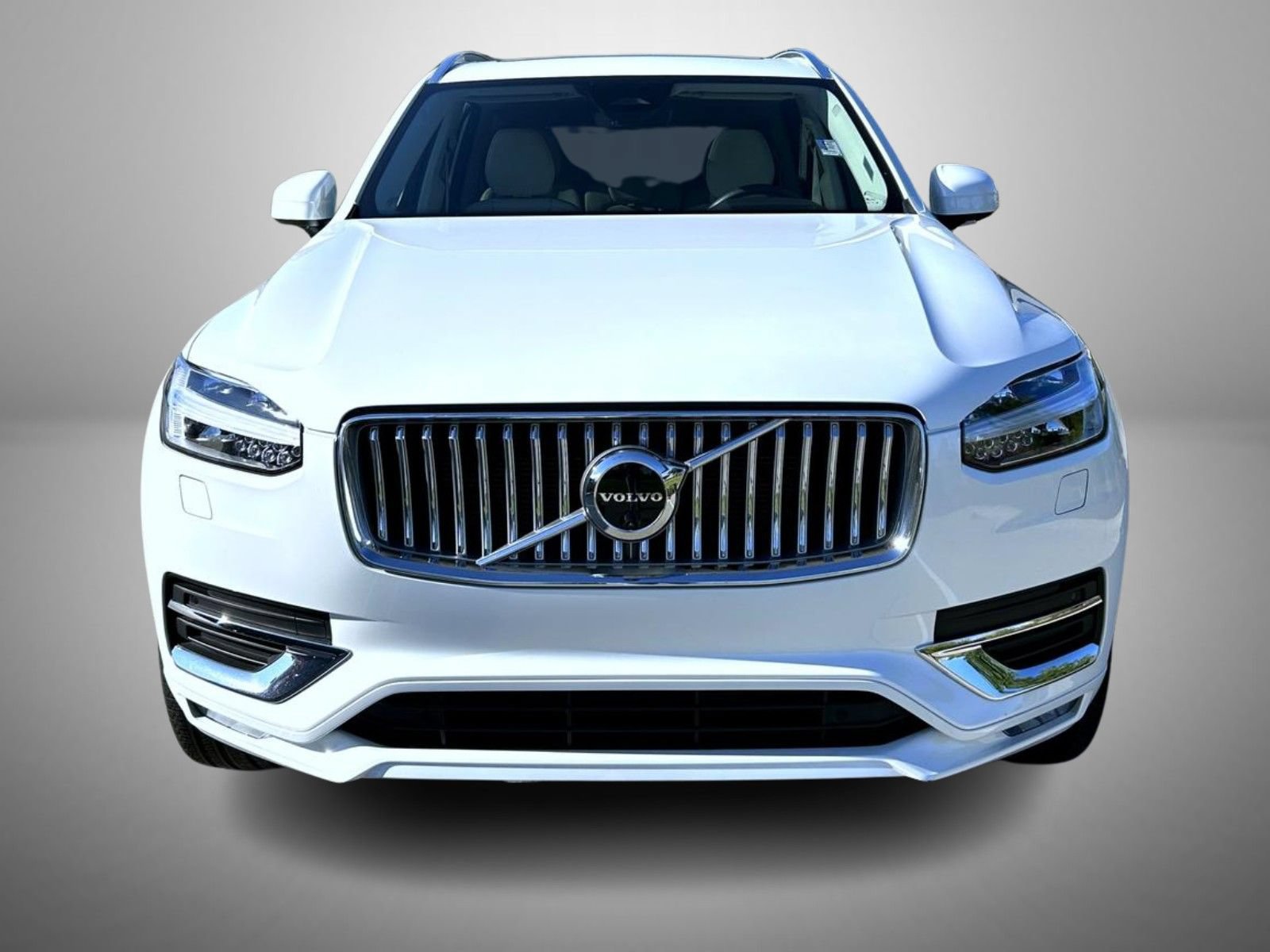 Used 2025 Volvo XC90 B6 Plus w/ Protection Package AWD/4WD image 2