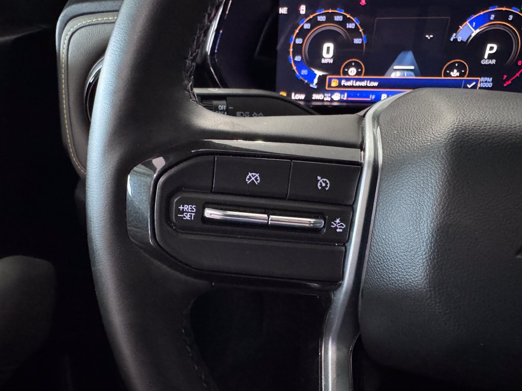 Certified 2025 Chevrolet Colorado ZR2 AWD/4WD image 13