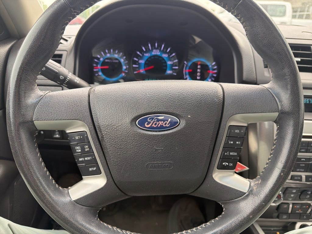 Used 2012 Ford Fusion SEL FWD image 15