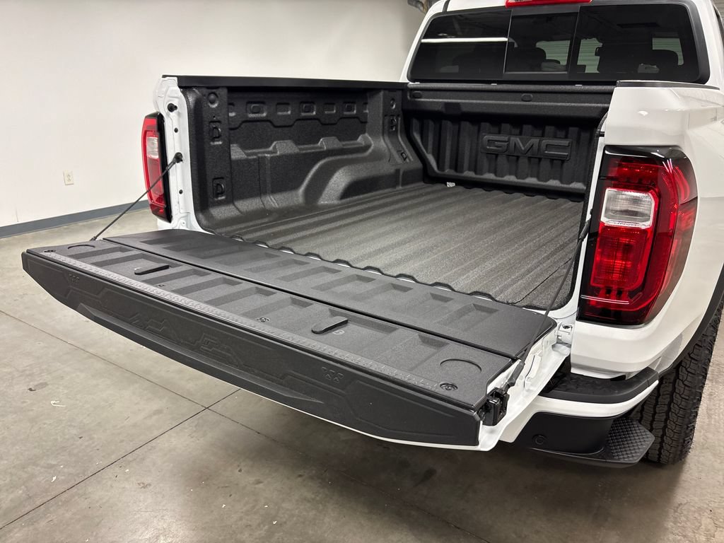 New 2026 GMC Canyon Elevation w/ Convenience Package RWD image 17