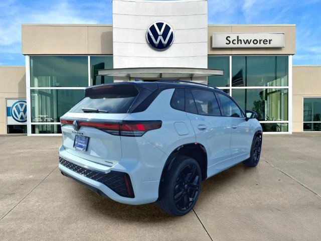 New 2026 Volkswagen Tiguan SE R-Line image 4