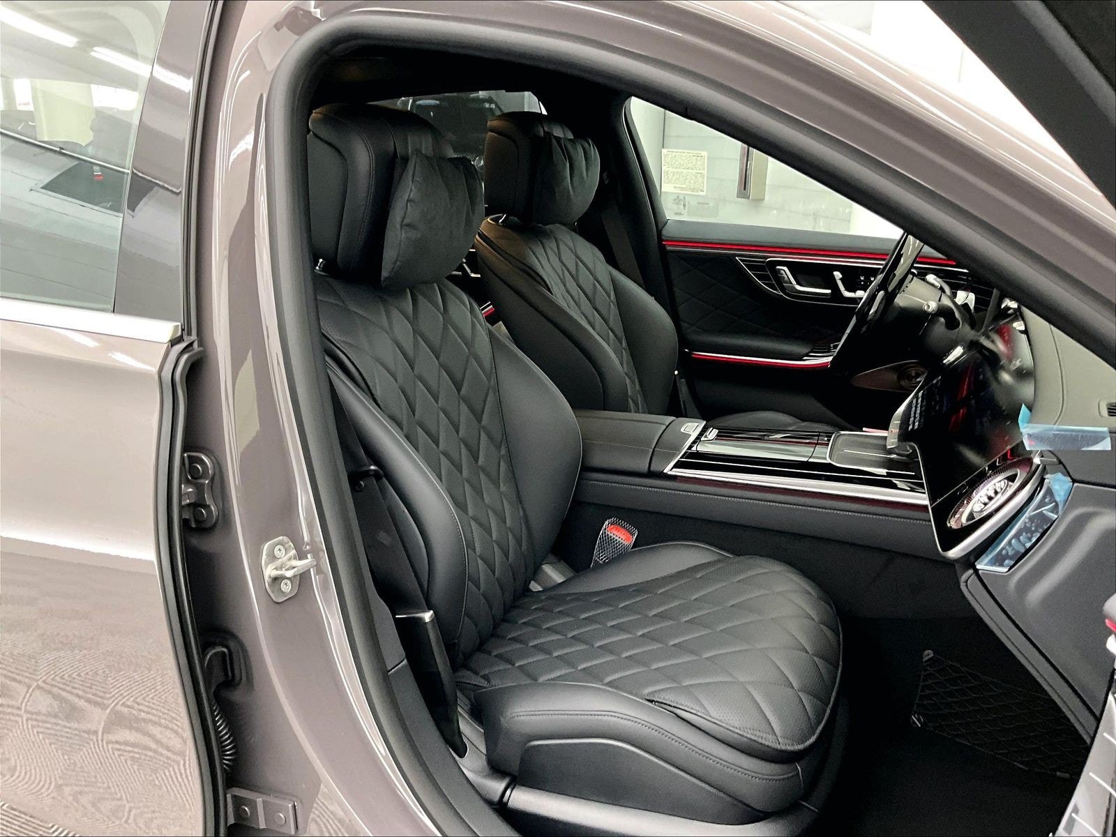 New 2027 Mercedes-Benz S 580 4MATIC Sedan image 5