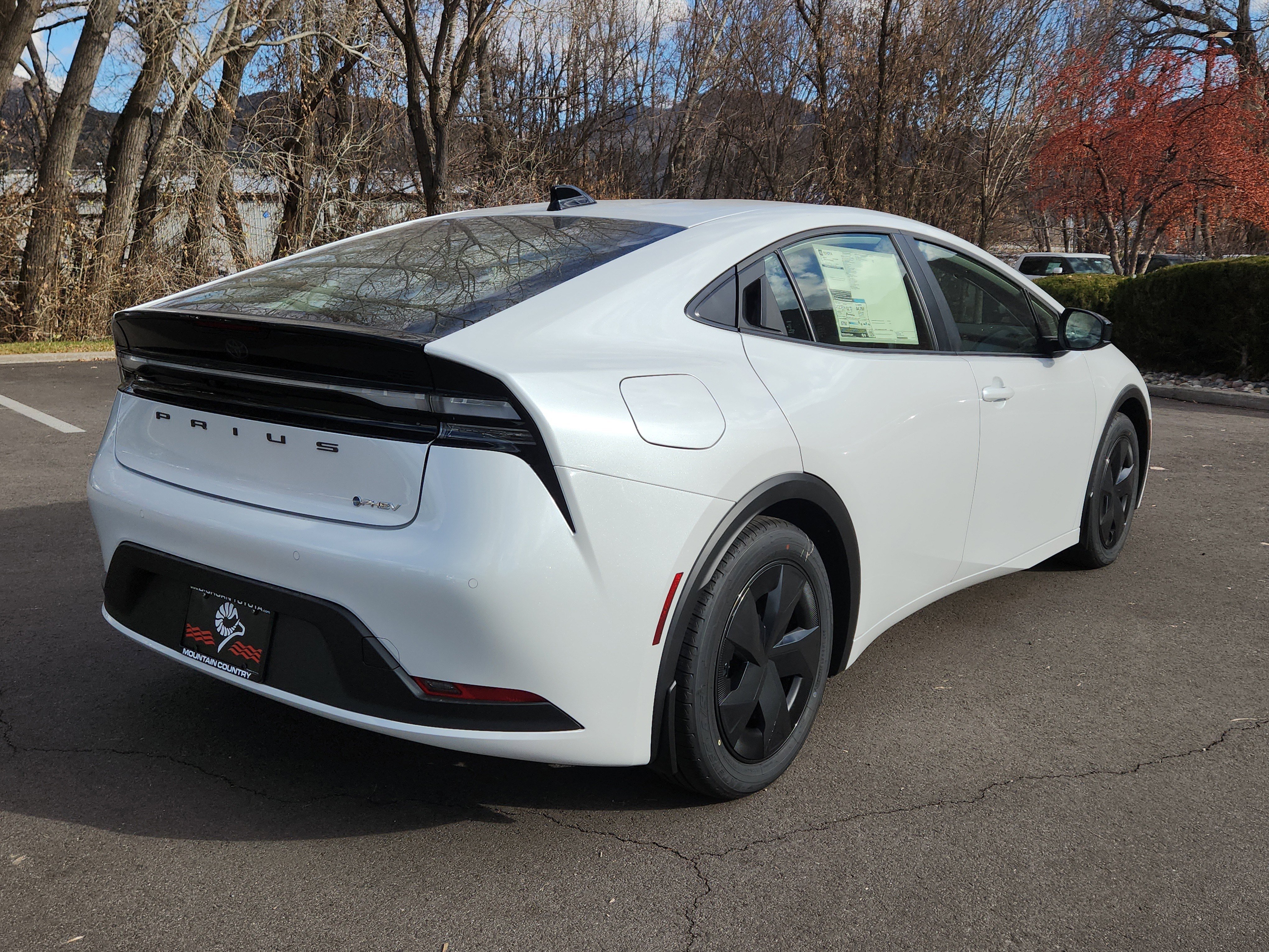 New 2026 Toyota Prius Plug-In Hybrid image 3