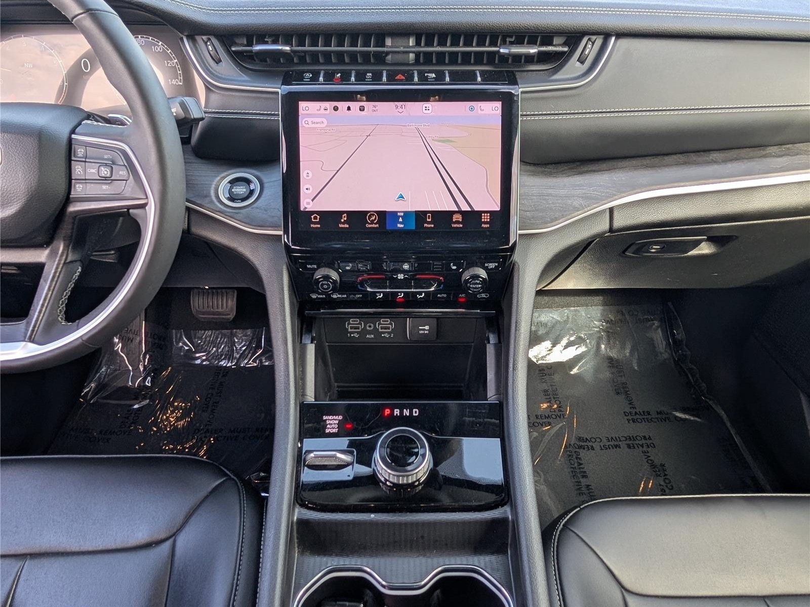 Used 2023 Jeep Grand Cherokee Limited AWD/4WD image 19